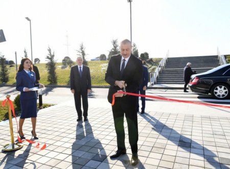 Prezident Naxçıvanda bir sıra açılışlarda iştirak edib