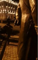 Dünən açılışı olan Tağıyevin heykəli zədələndi - FOTO
